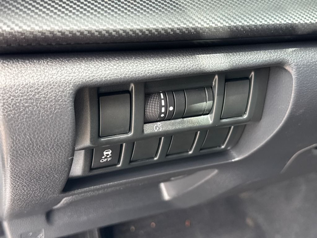 Used 2018 Silver Subaru 2.0i Premium image 26