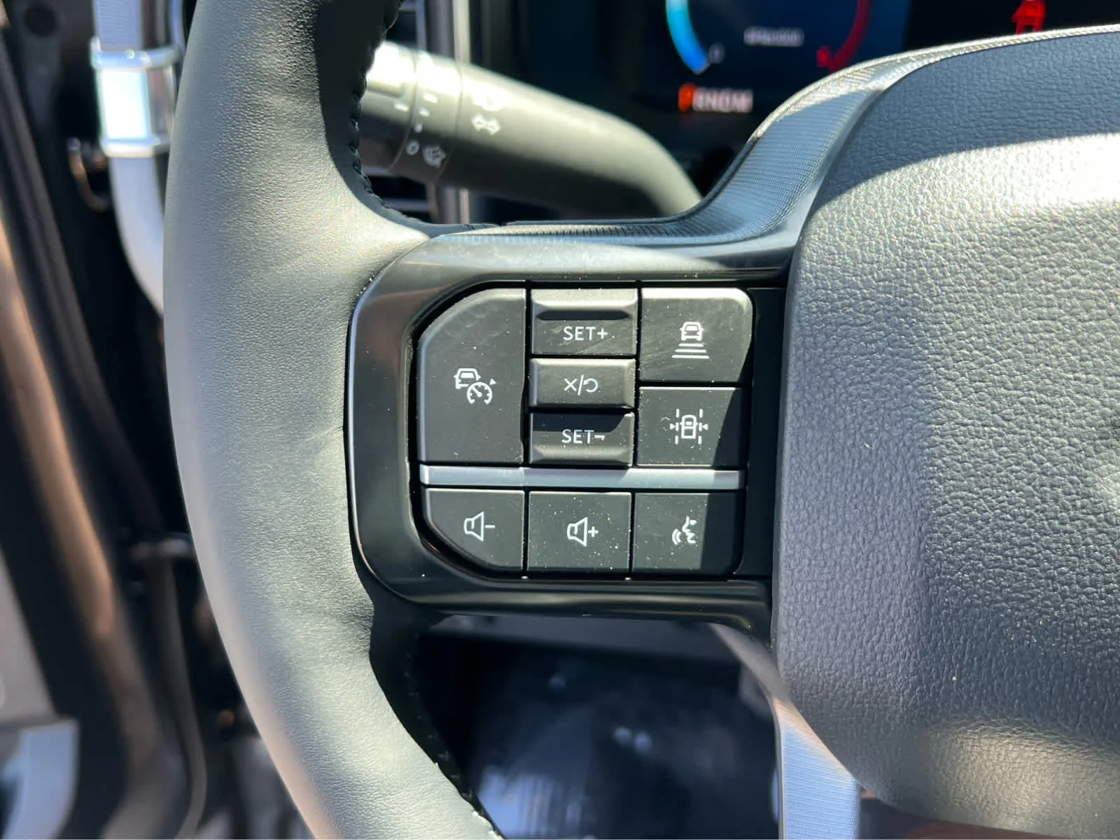 New 2026 Carbonized Gray Metallic Ford F-350® Platinum® image 34