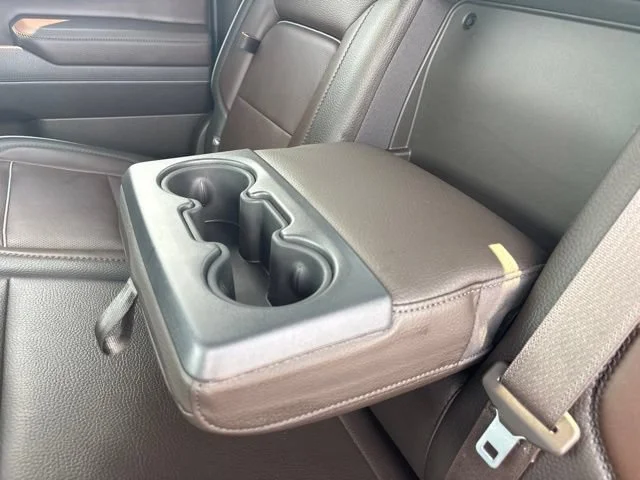 Used 2023 Onyx Black GMC Denali image 33