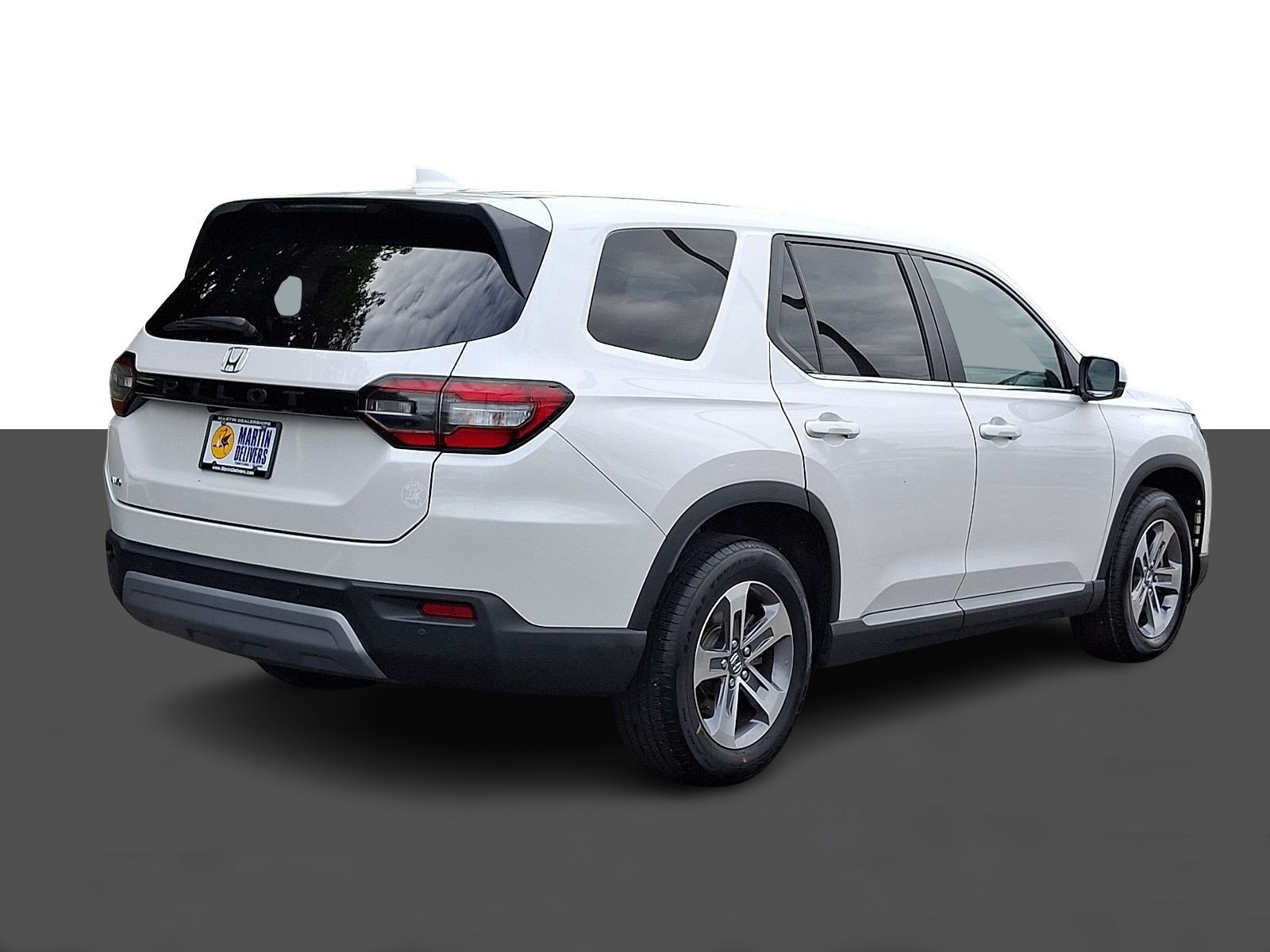 Used 2024 Platinum White Pearl Honda EX-L 8 Passenger image 7