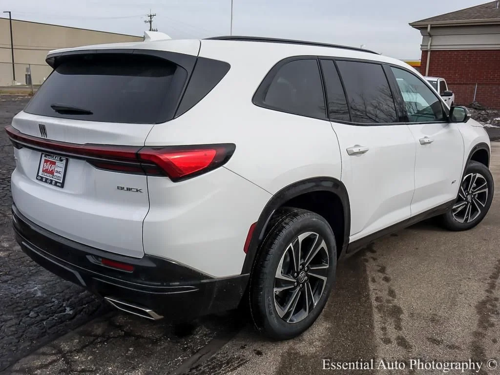 2026 Buick Enclave Sport Touring - Photo 10