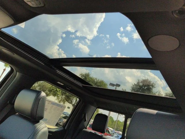 New 2026 Avalanche Ford Lariat® image 20