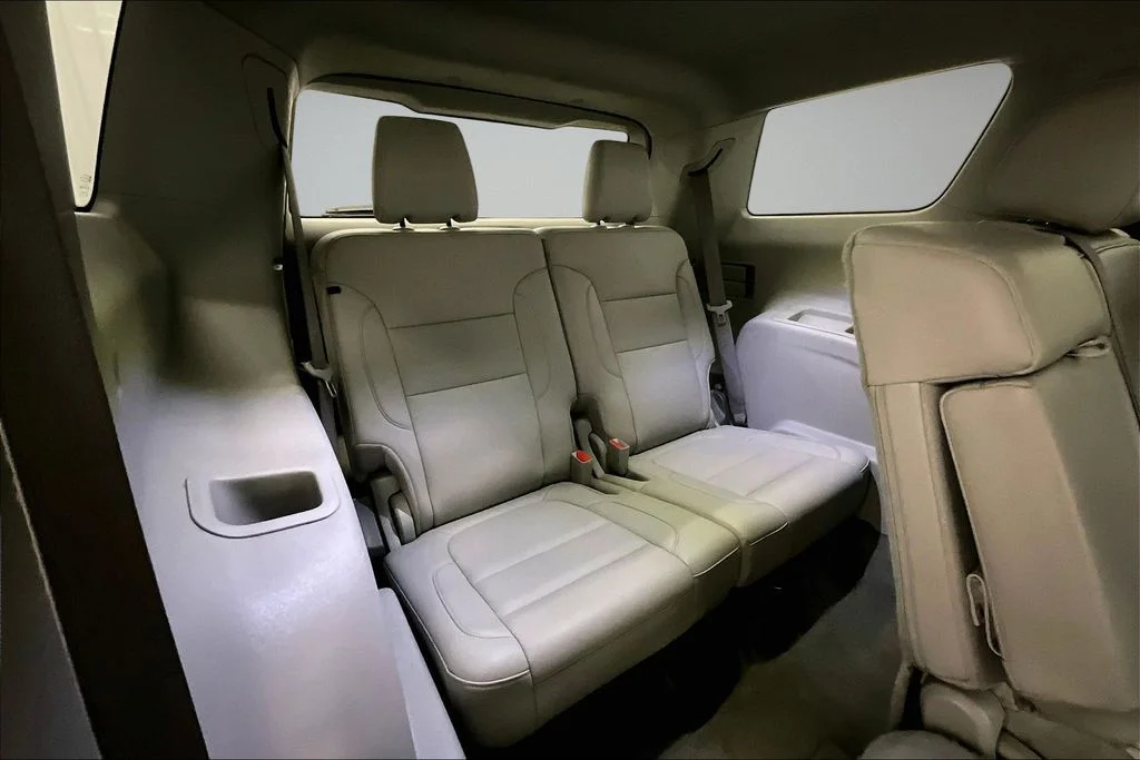 2023 GMC Acadia SLT - Photo 26