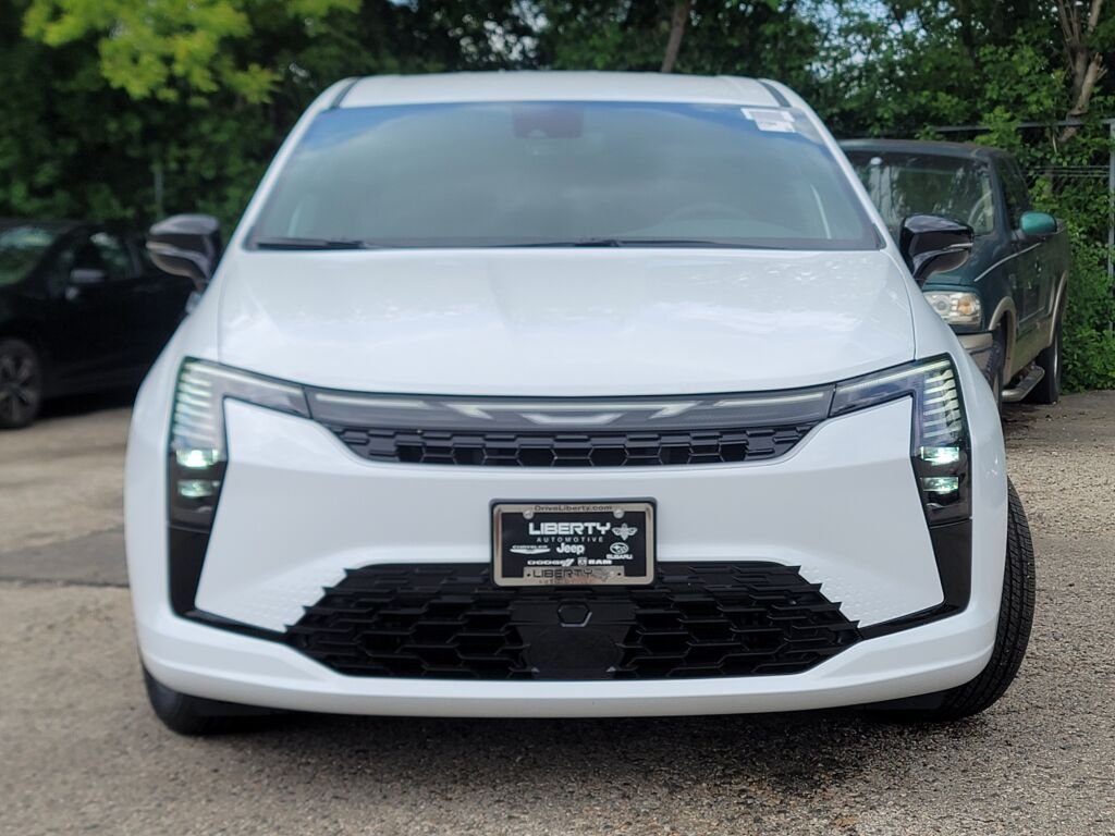 New 2027 Bright White Clear-Coat Exterior Paint Chrysler Select image 4