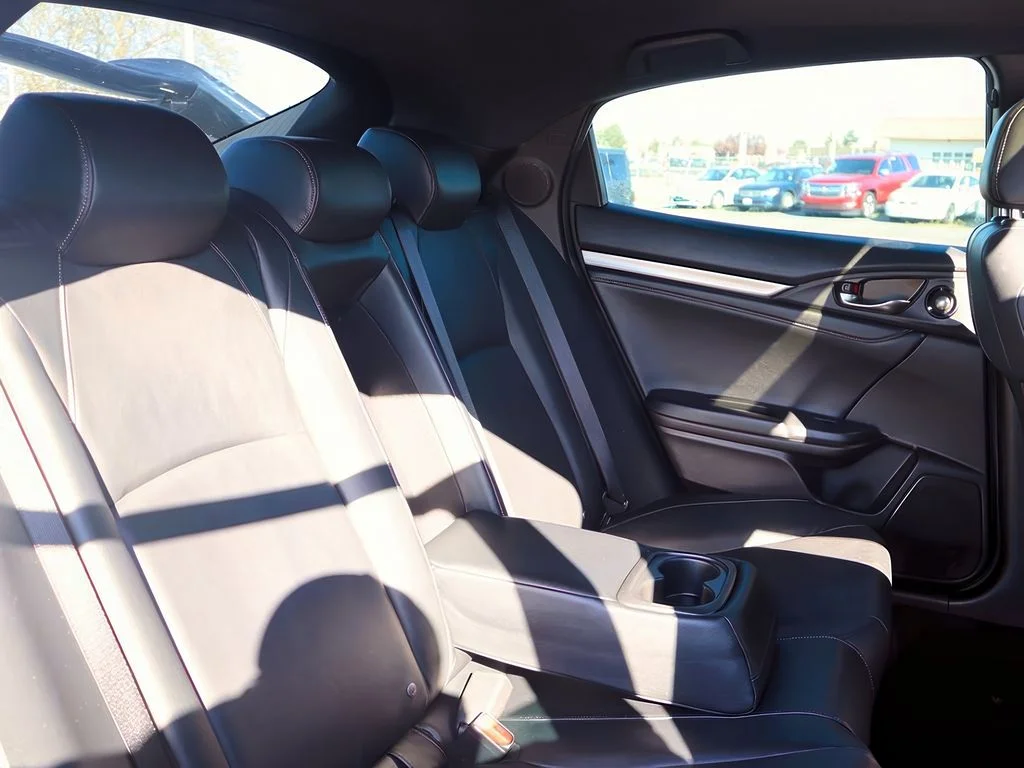 2019 Honda Civic Hatchback Sport Touring - Photo 25