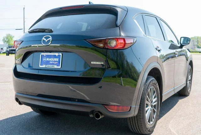 Used 2020 Black Mazda Touring image 6