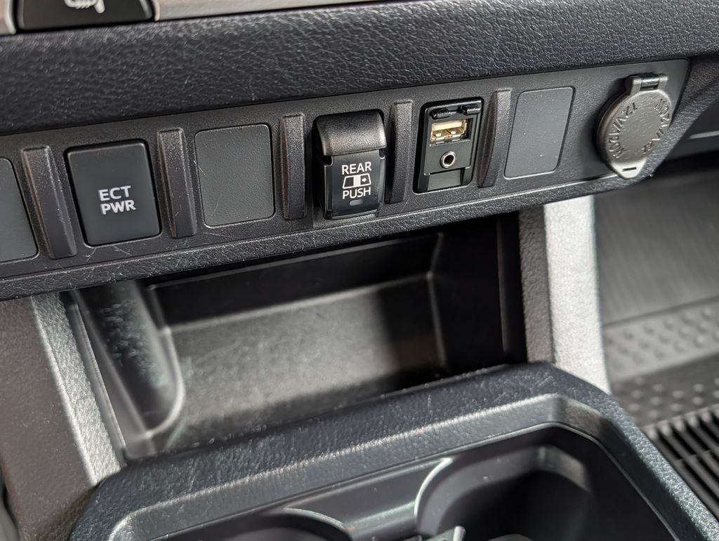 2019 Toyota Tacoma SR5 - Photo 23