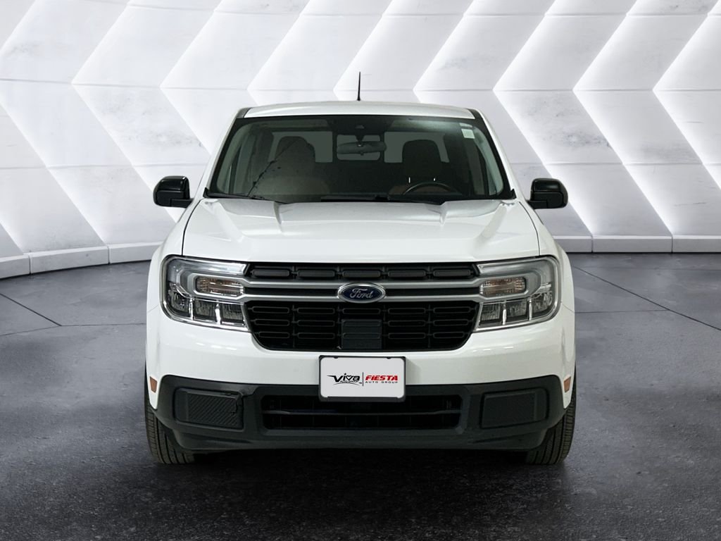 Used 2024 White Ford Lariat image 2