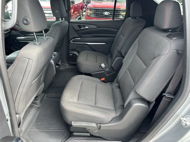 Used 2024 Gray Chevrolet Z71 image 18
