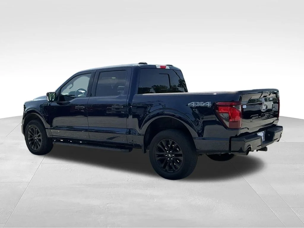Used 2024 Blue Ford XLT image 4