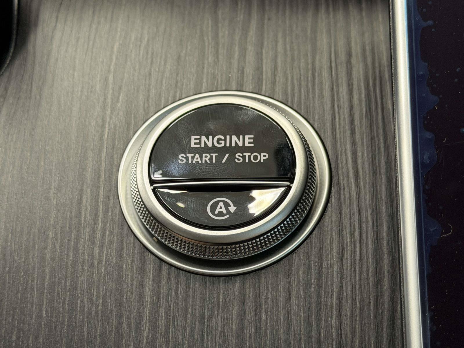 New 2026 Polar White Mercedes-Benz CLE 300 image 69
