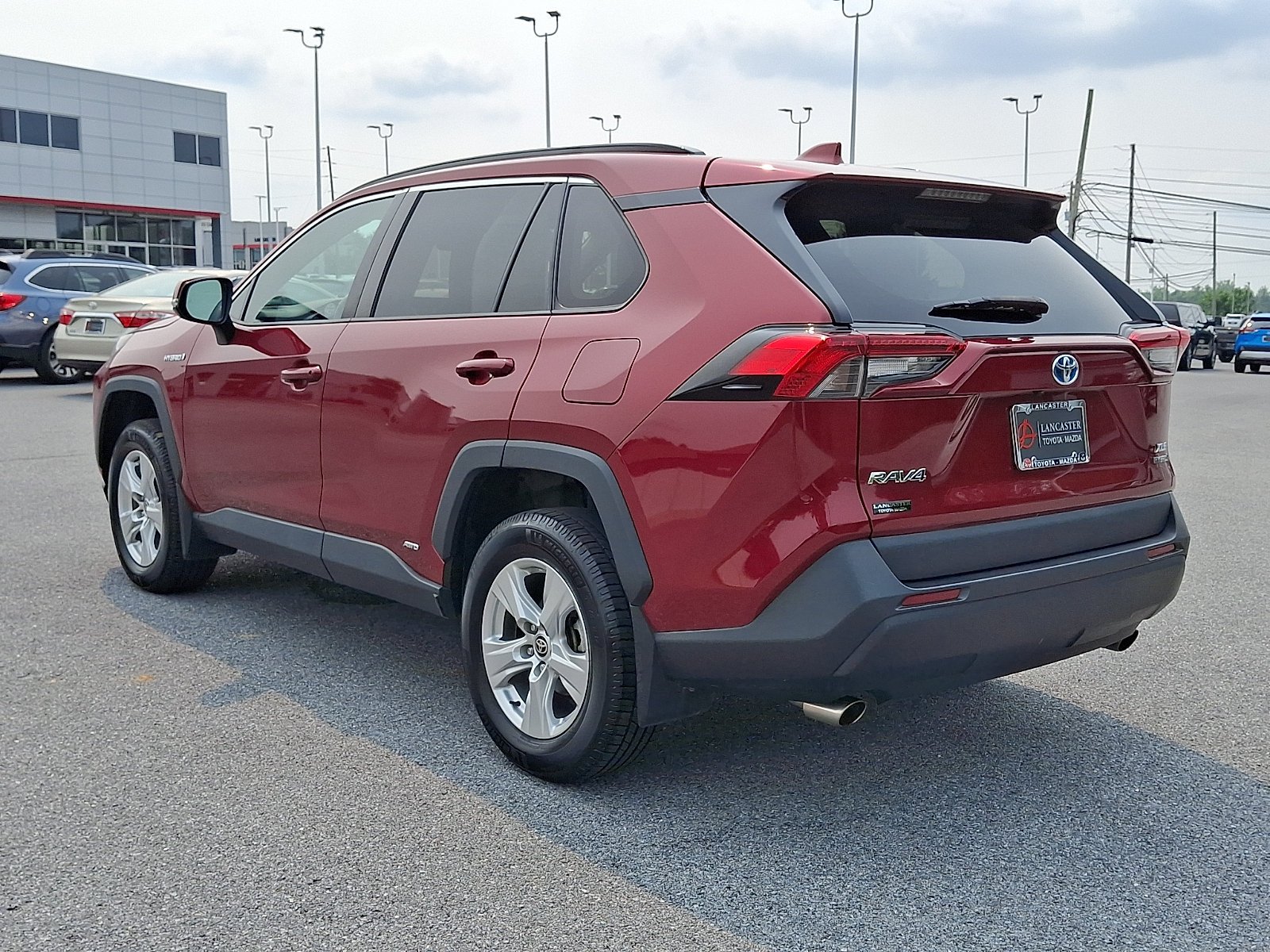 Used 2021 Ruby Flare Pearl Toyota Hybrid XLE image 5