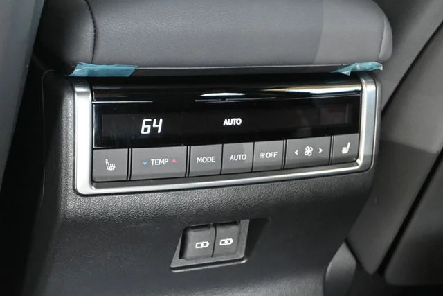 Certified Used 2026 INCOGNITO Lexus 550 Luxury+ image 26