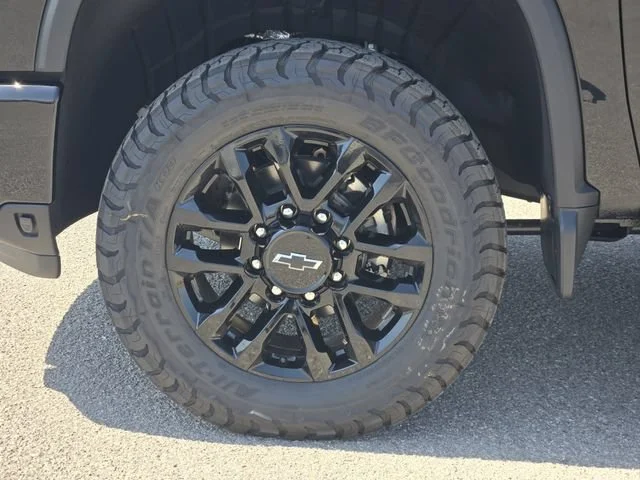 New 2026 Black Chevrolet LT image 10