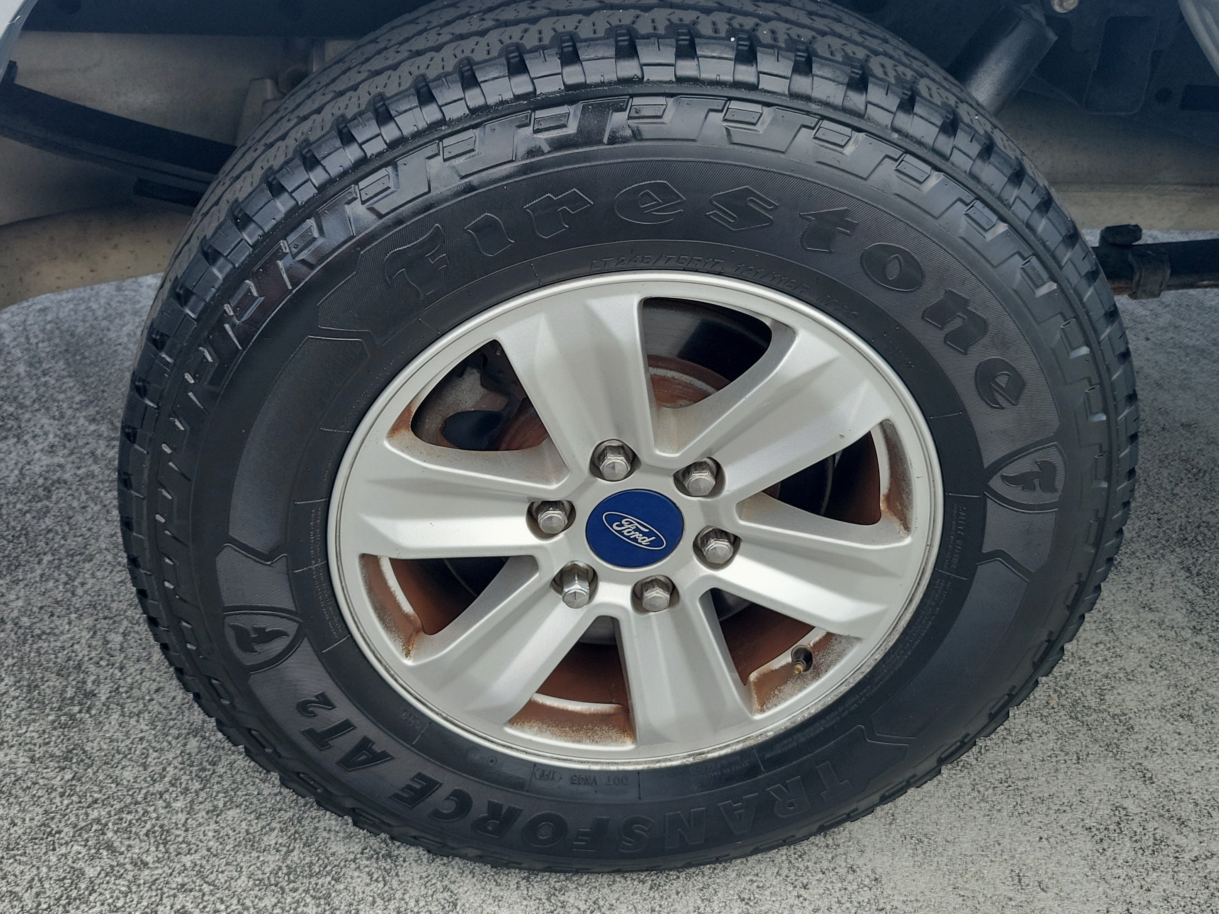 Used 2018 Ingot Silver Ford XLT image 7