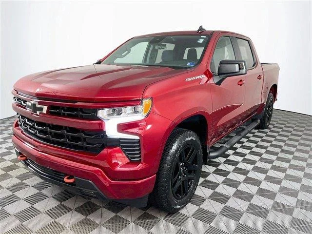 Used 2024 Radiant Red Tintcoat Chevrolet RST image 3