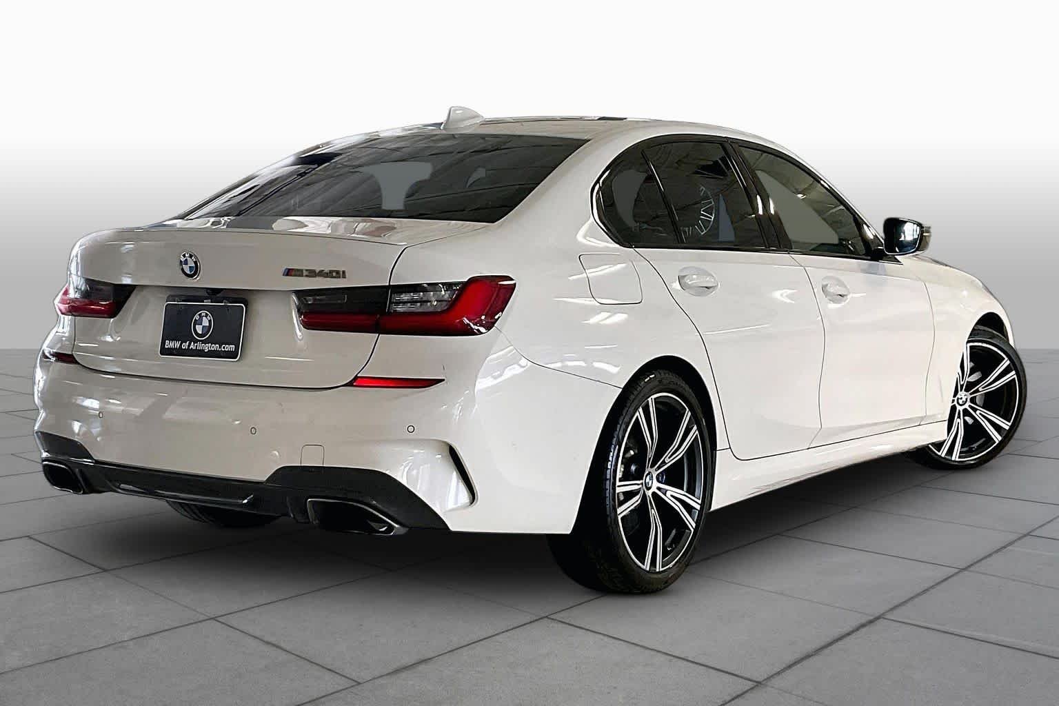 Used 2020 Alpine White BMW M340i image 11