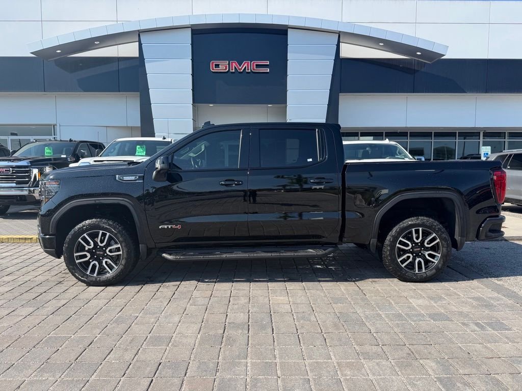 2025 GMC Sierra 4WD Crew Cab Short Box AT4's photo