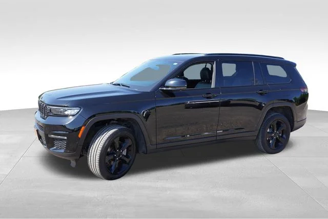 Certified Used 2025 Black Jeep Limited image 10