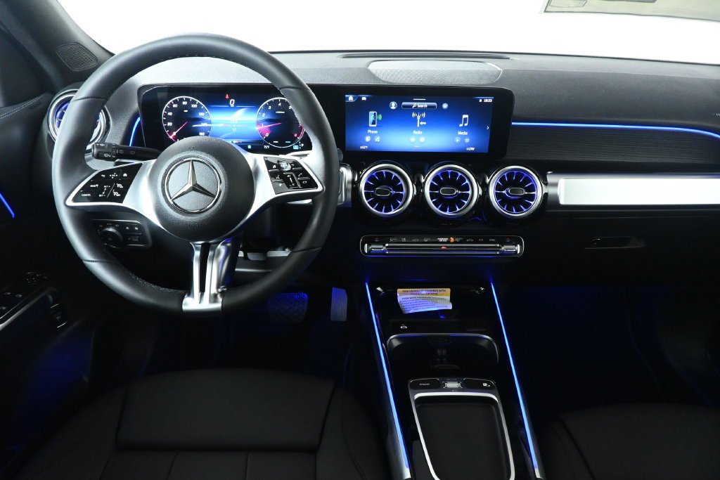 New 2026 Cosmos Black Metallic Mercedes-Benz GLB 250 image 54