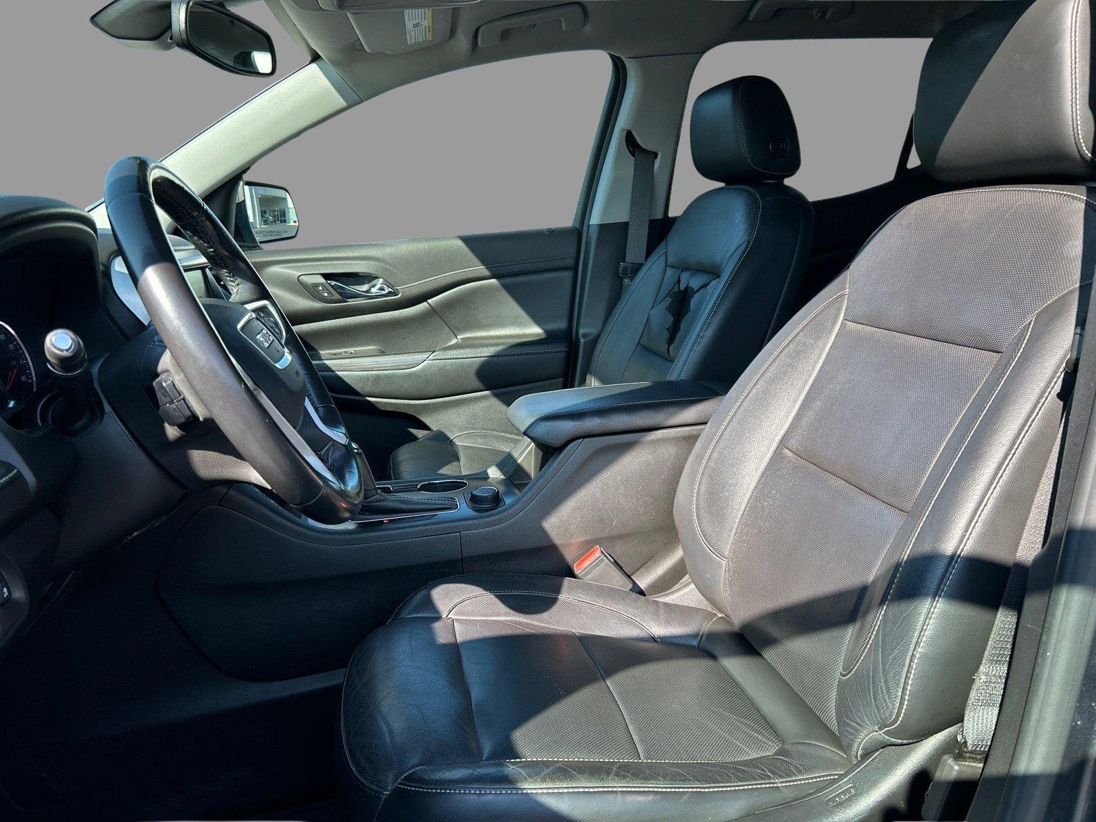 Used 2019 Dark Sky Metallic GMC SLT image 14