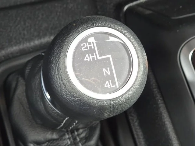 New 2026 Reign Jeep Sport S image 17