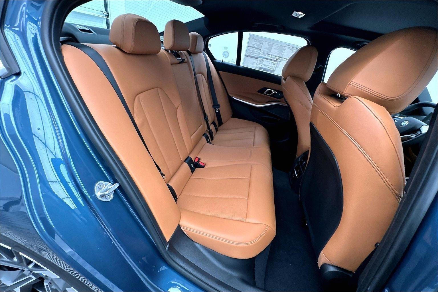 New 2026 Arctic Race Blue Metallic BMW 330i xDrive image 31
