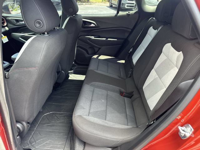 2024 Chevrolet Trax RS - Photo 18