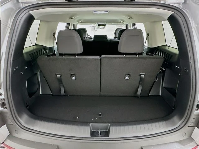 New 2026 Hyundai SANTA FE HYBRID SE