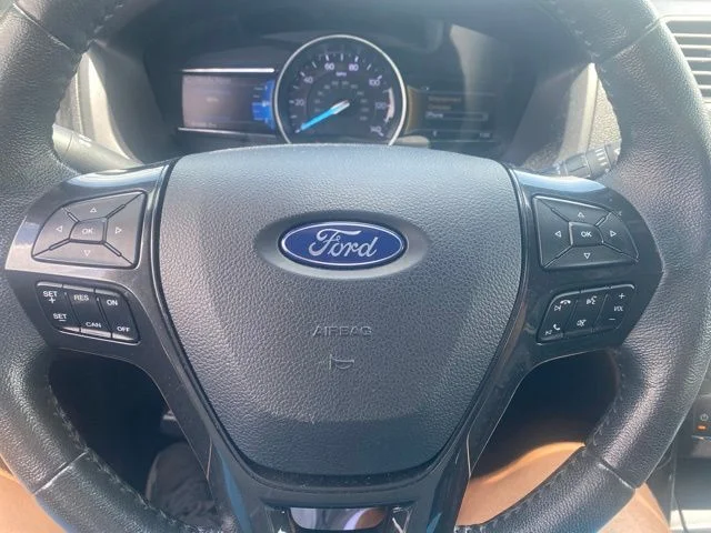 Certified Used 2019 Magnetic Ford XLT image 13