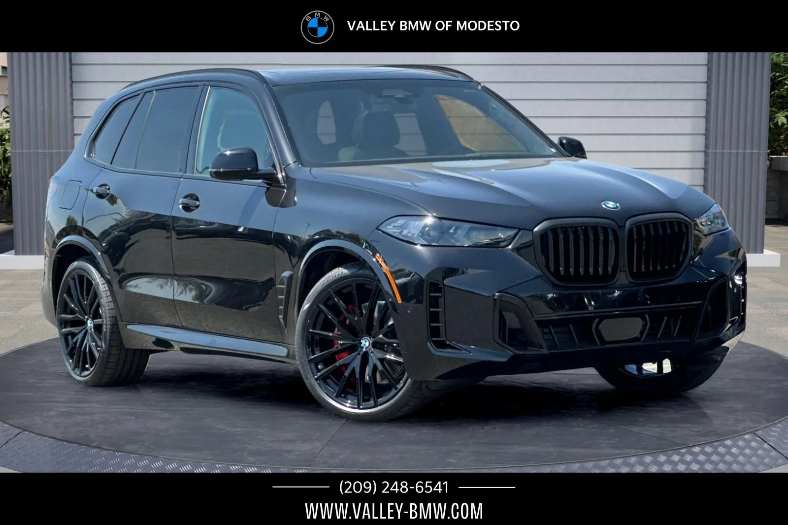 New 2026 Black Sapphire Metallic BMW xDrive40i image 1