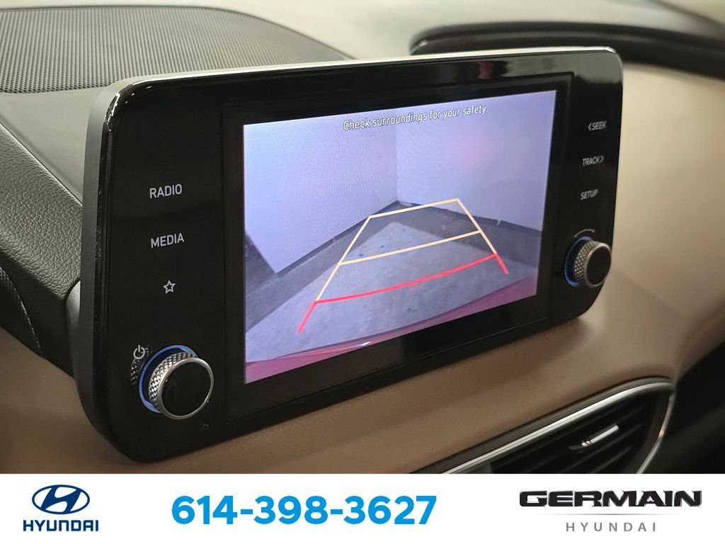 Used 2023 Red Hyundai SE image 30