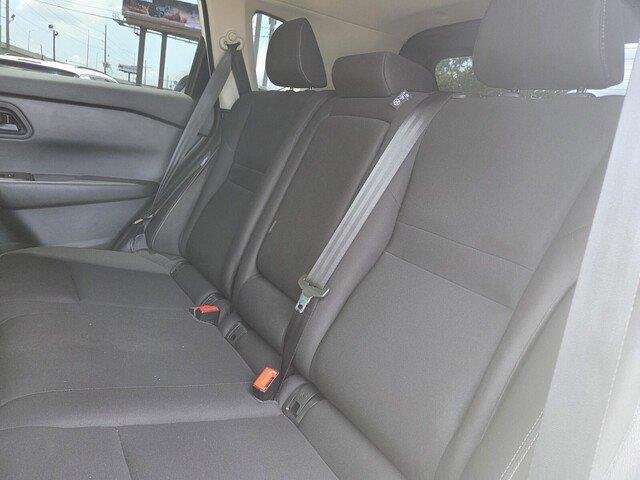 Used 2024 Glacier White Nissan S image 24