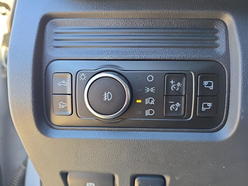 New 2026 Avalanche Ford F-350® Lariat® image 14