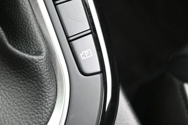 Used 2023 Gray Kia GT-Line image 27