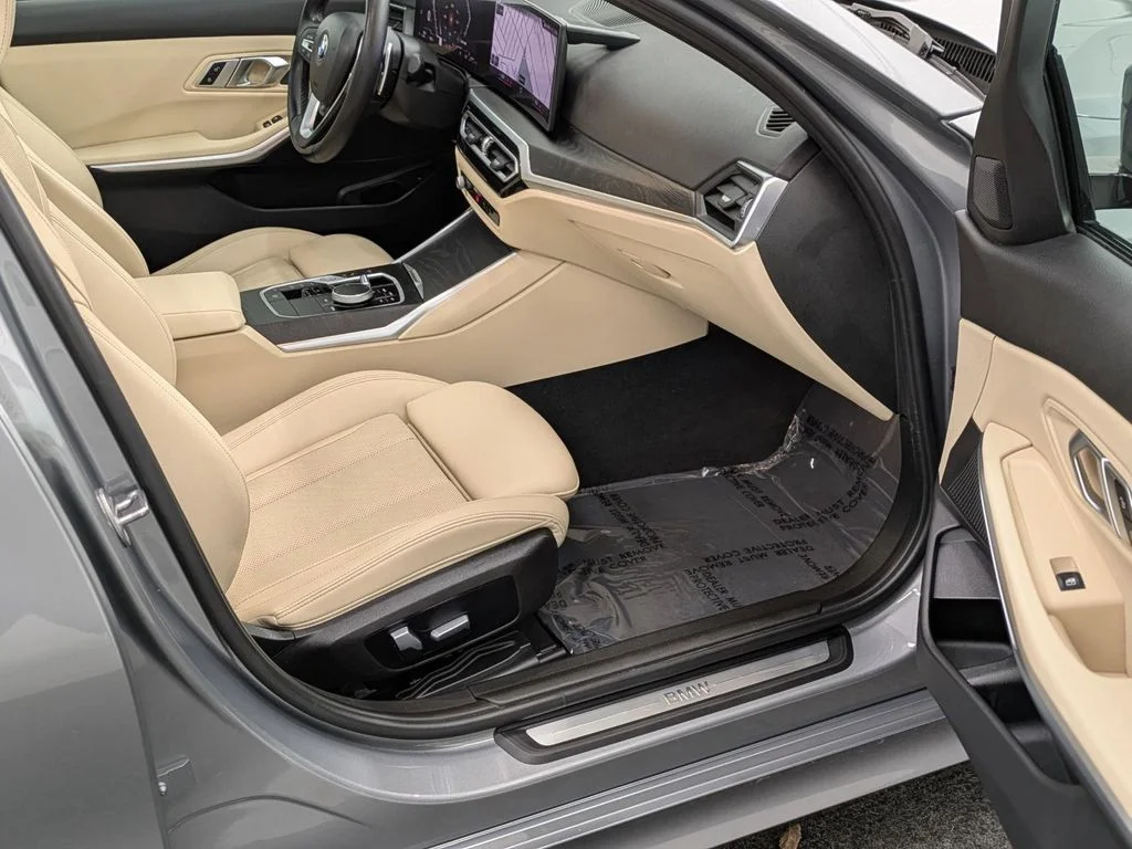 2023 BMW 3 Series 330i - Photo 37