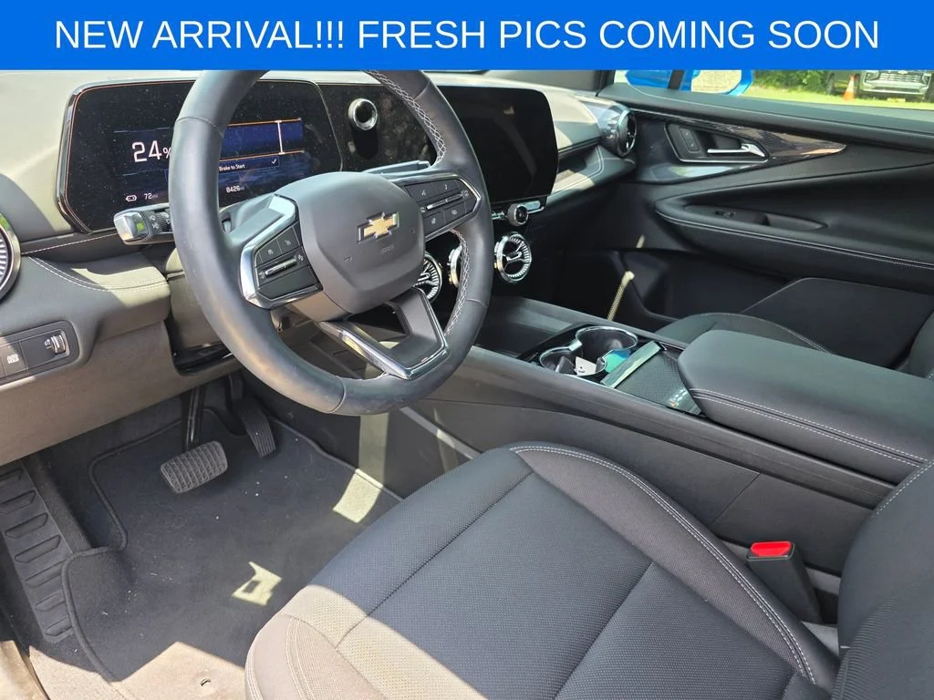 Used 2024 Riptide Blue Metallic Chevrolet LT image 8