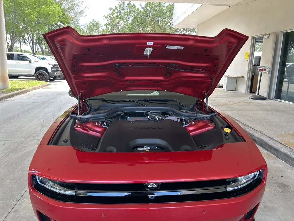 2025 Dodge Charger Daytona Scat Pack - Photo 13
