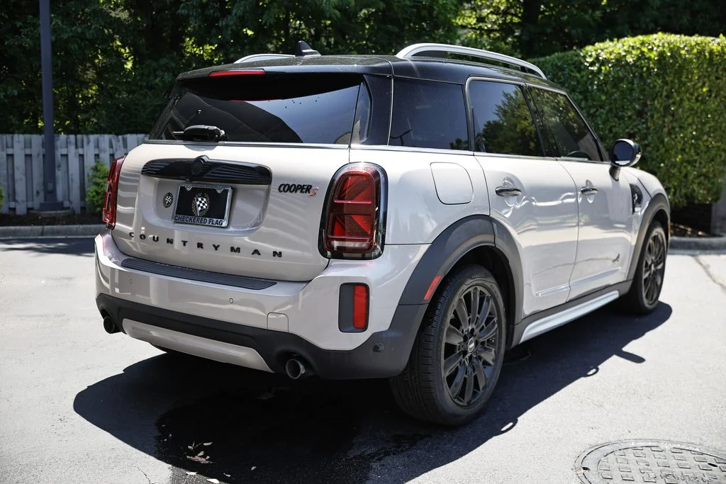 Used 2023 Rooftop Gray Metallic MINI Signature image 8