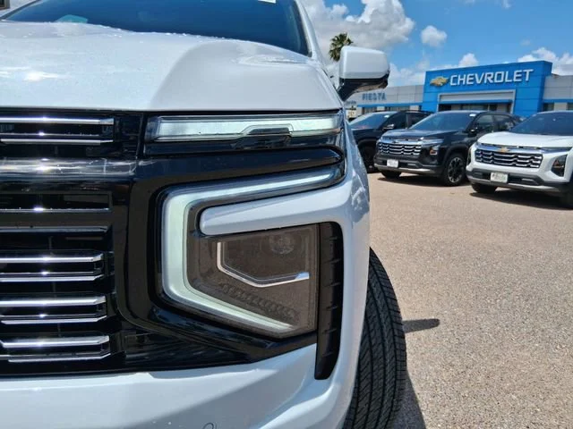 New 2026 Polar White Tricoat Chevrolet High Country image 3