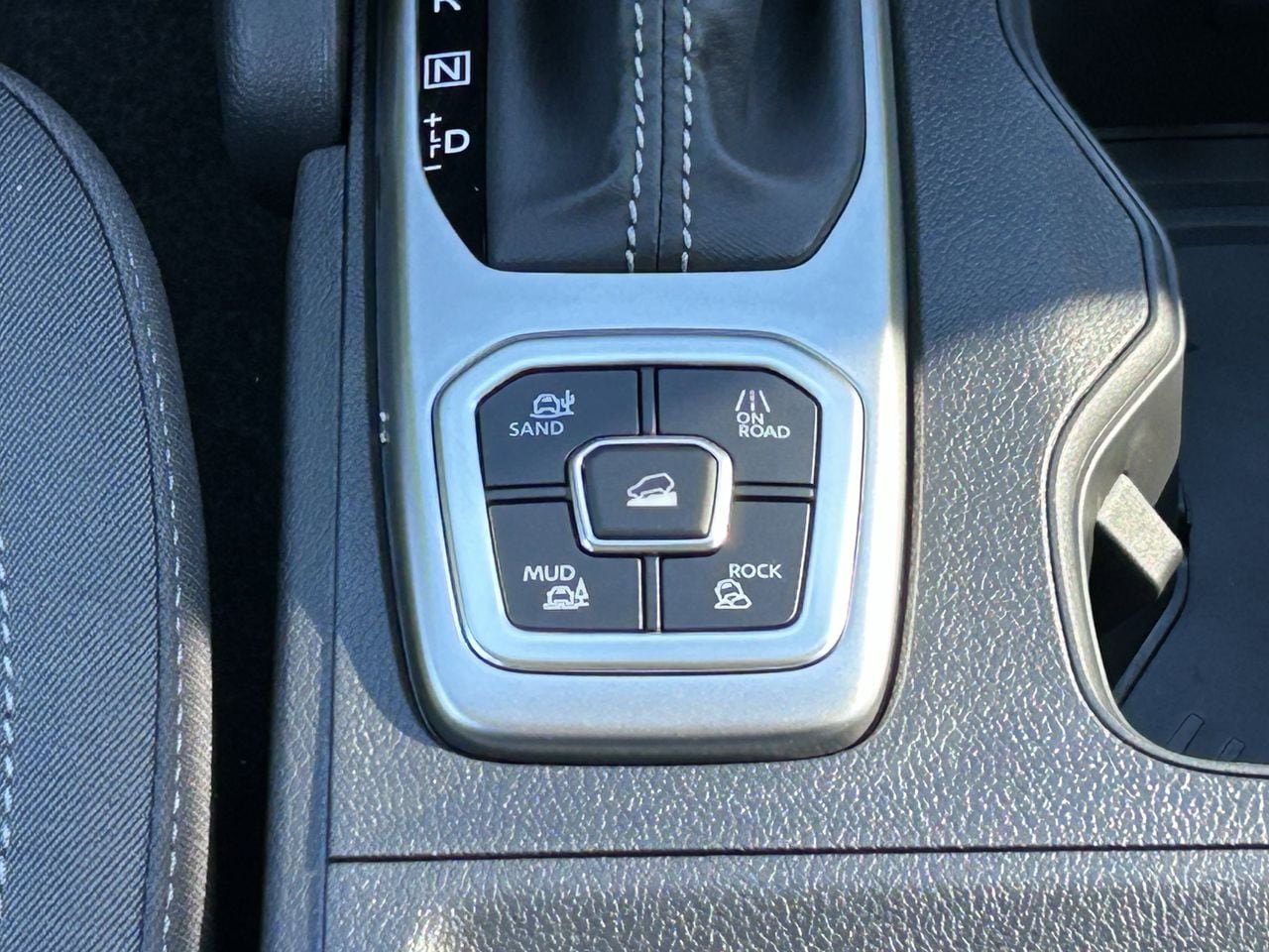 2026 Nissan Frontier SV - Photo 20