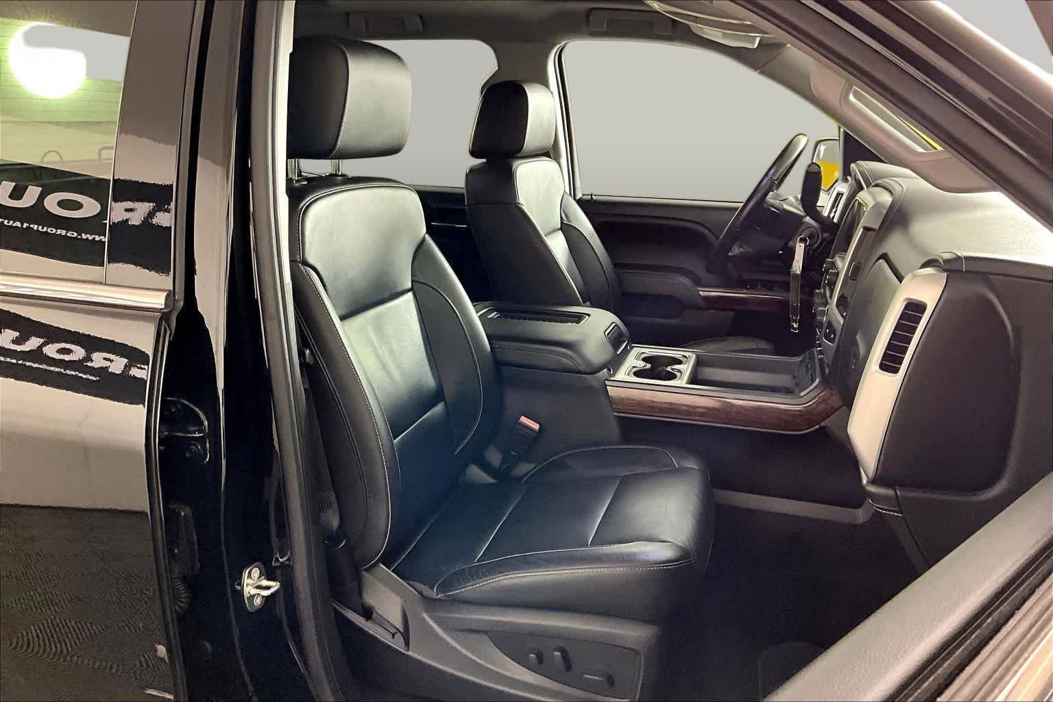 Used 2018 Onyx Black GMC SLT image 9