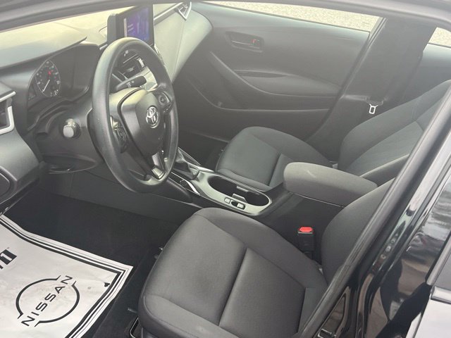 Used 2025 Midnight Black Metallic Toyota LE image 35