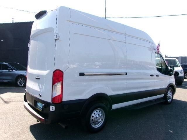 Used 2023 Oxford White Ford Base image 6
