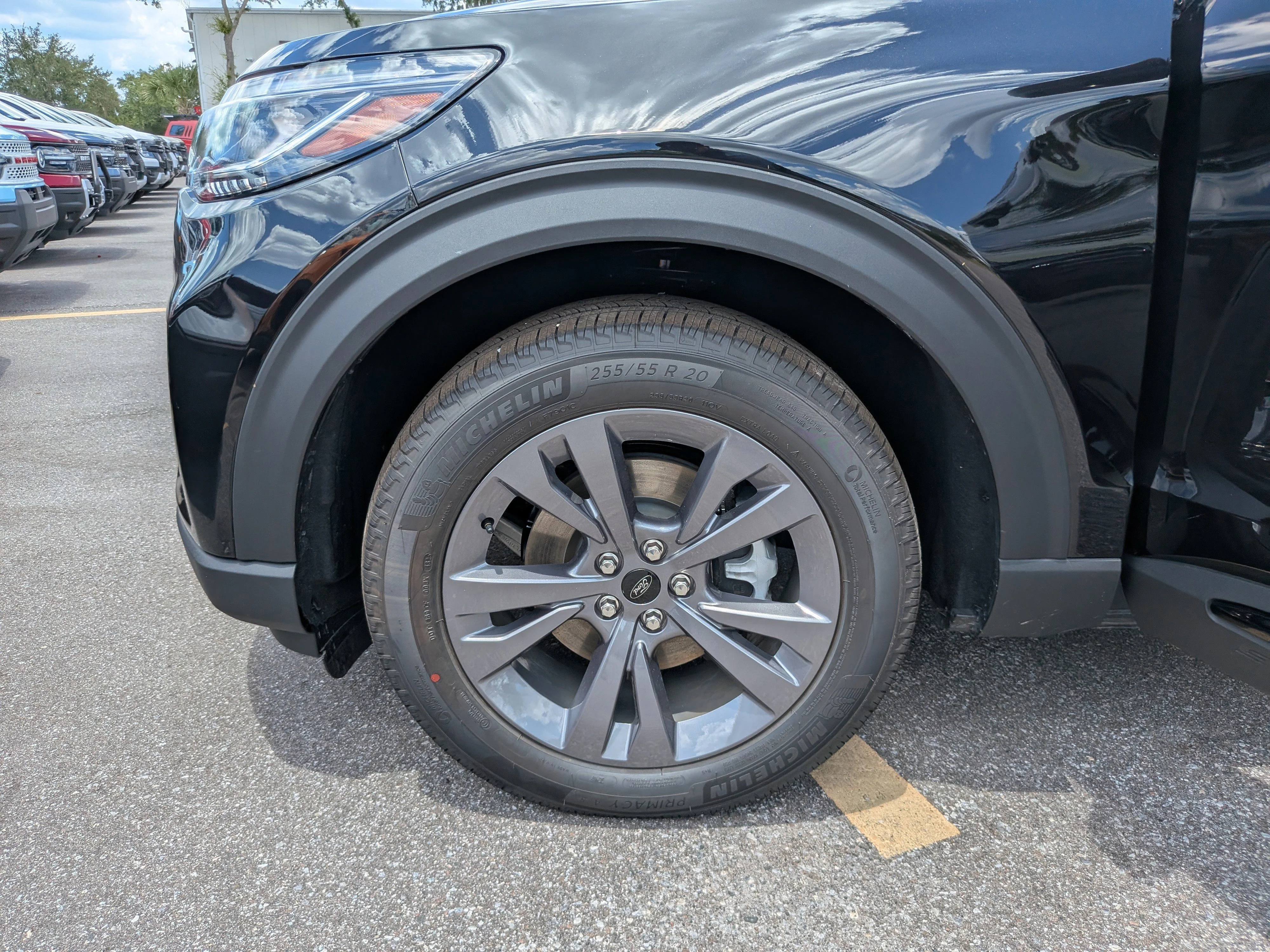 New 2026 Agate Black Metallic Ford Active image 31
