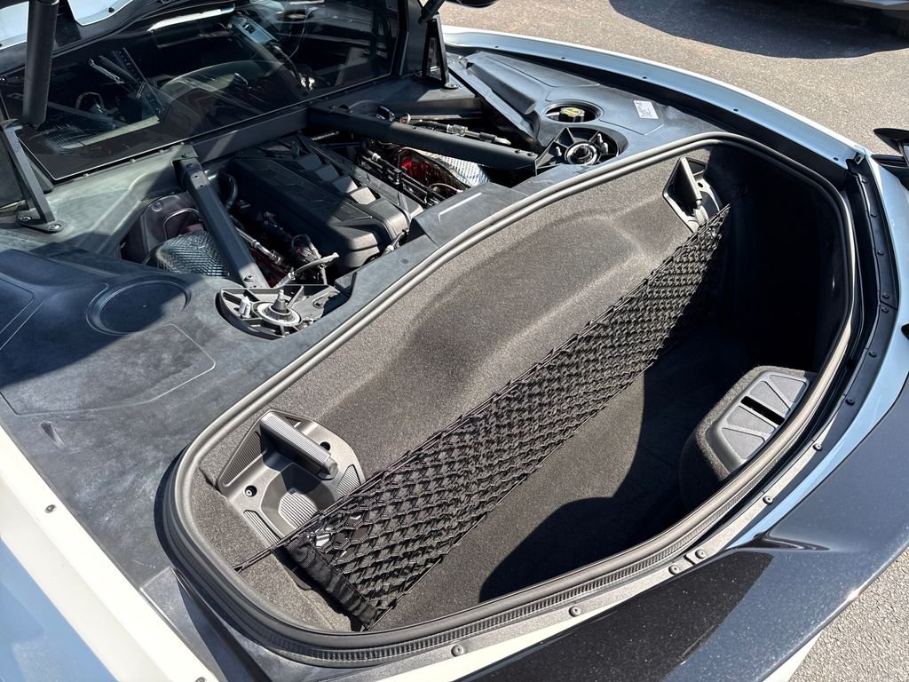 Used 2025 Arctic White Chevrolet Stingray image 22