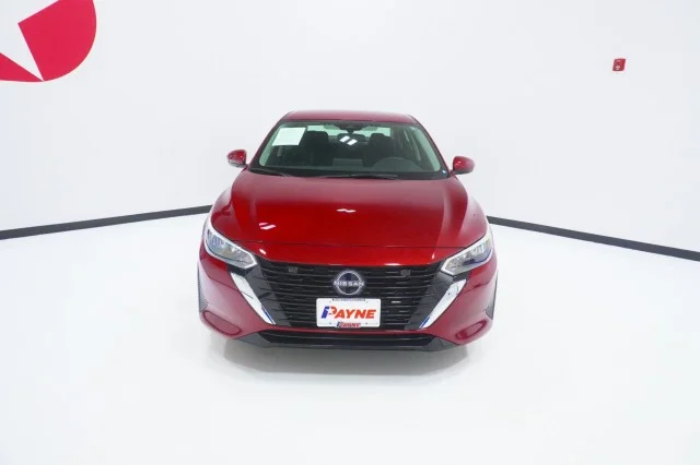 Used 2024  Nissan SV image 2
