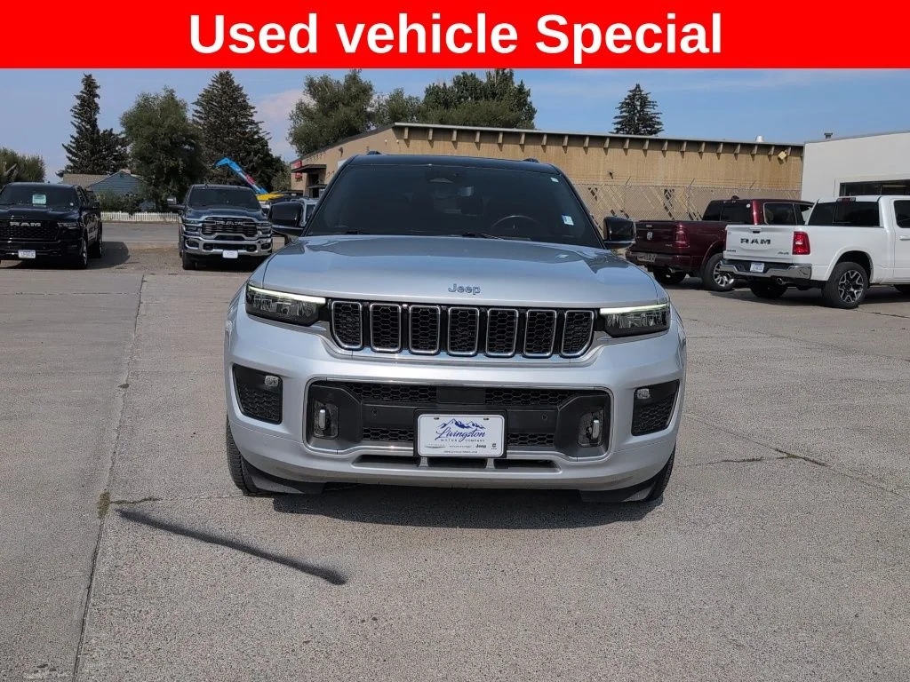 Used 2022 Silver Jeep Overland image 3