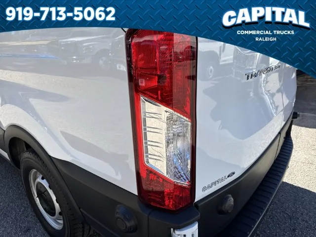 Used 2024 White Ford XL image 17