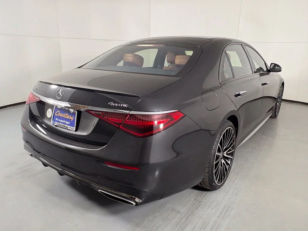 Used 2023 Gray Mercedes-Benz S 500 image 8